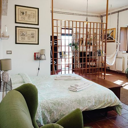 Bed and Breakfast Casale Del Tempo Lento Нарни Экстерьер фото